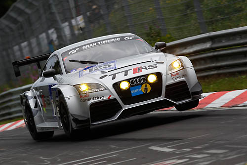 Ronnie Latinne met Audi in de VLN